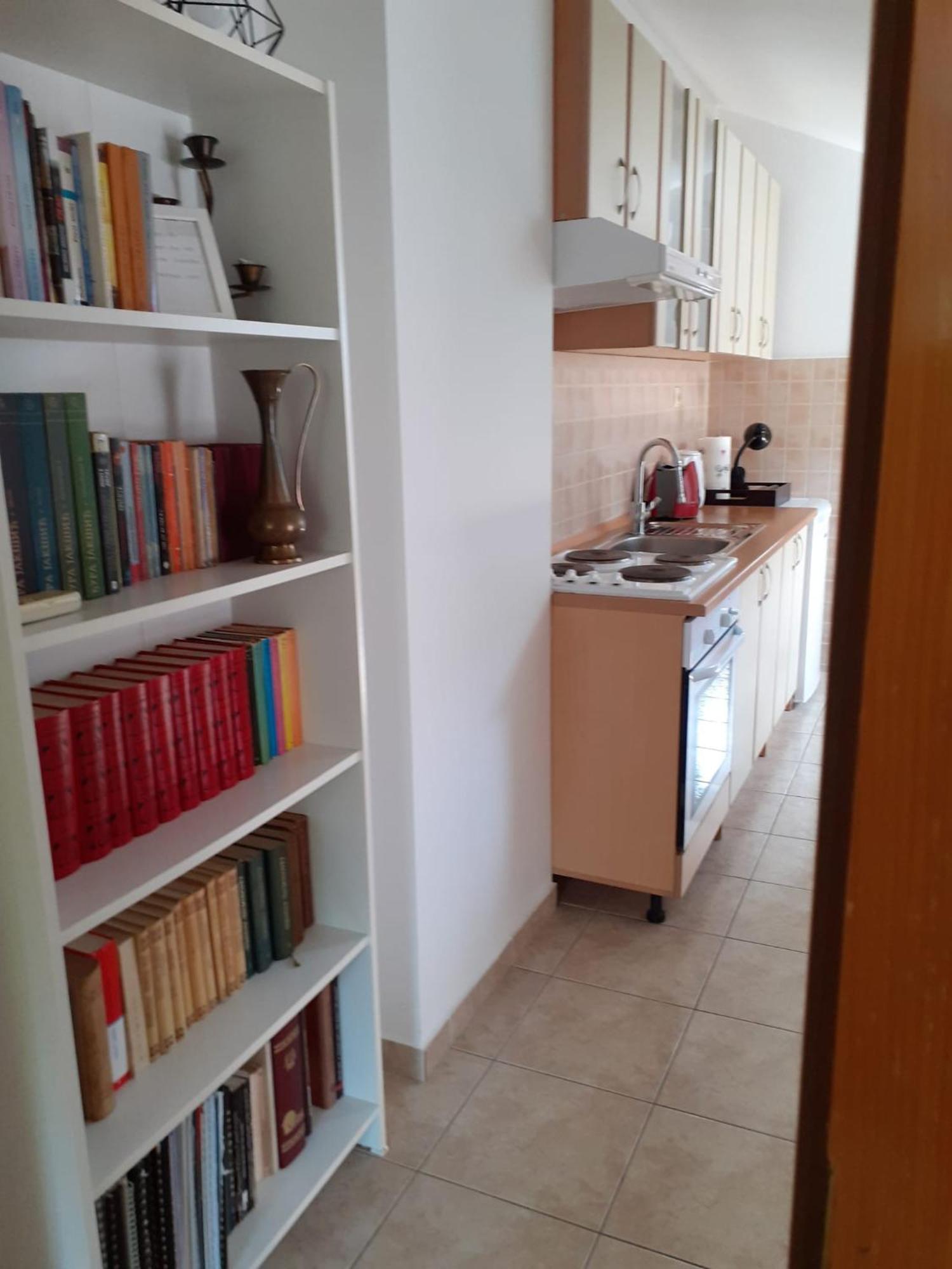 موستار Apartman Mona الغرفة الصورة